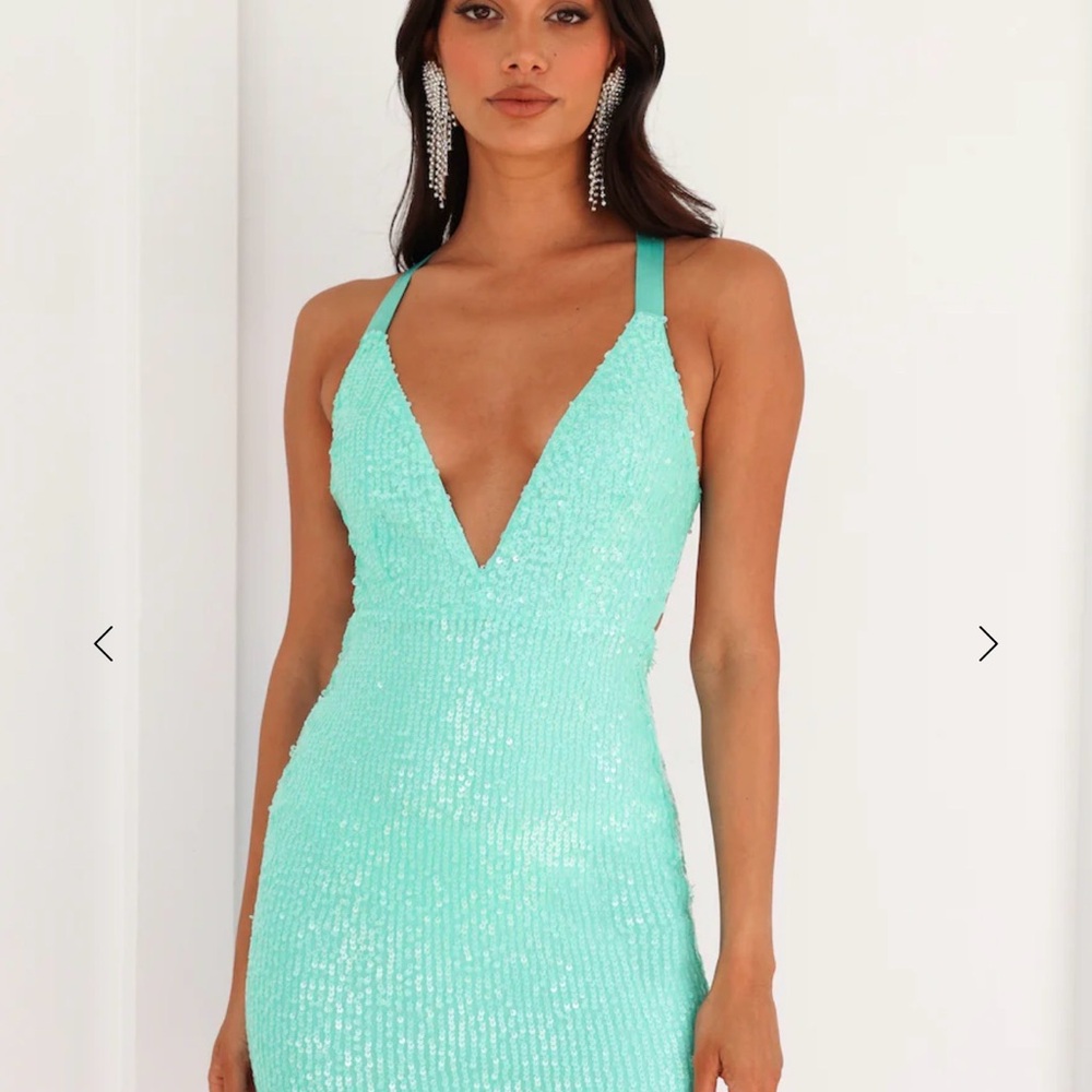 Hello Molly Mint Green Sequin Strapless V-Neck Dress